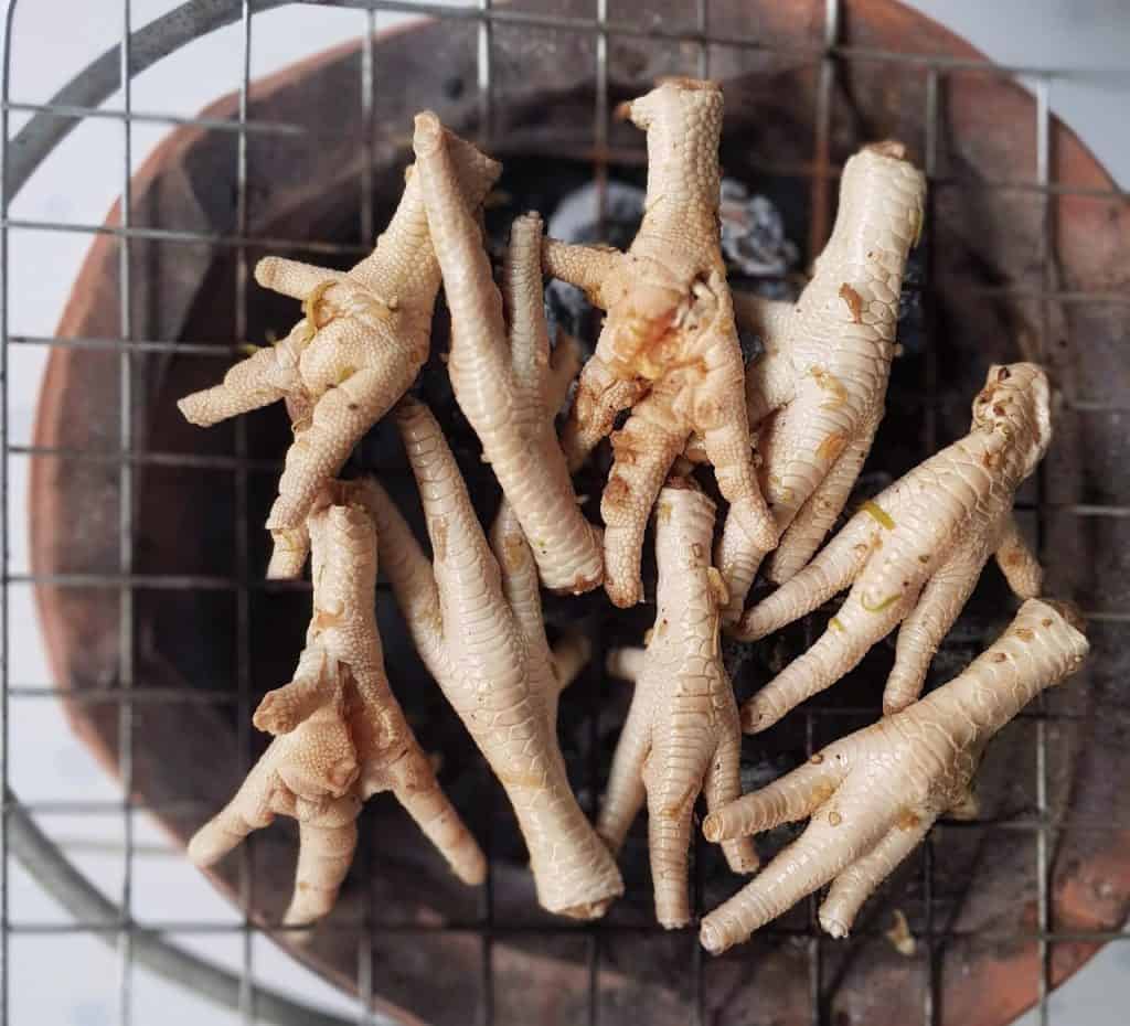 Grilled chicken feet