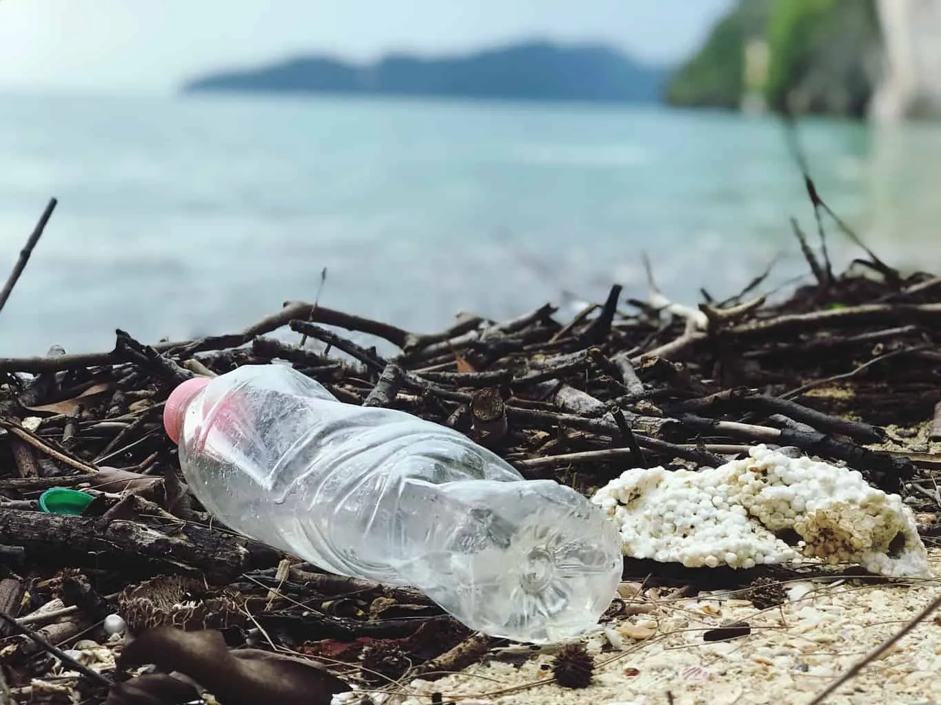 Avoid using single use plastic bottles and buy the best filtered water bottle for travel